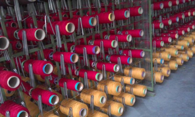 ɫ��z��β��