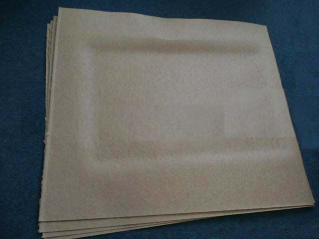 ������~��ɫ�{����-�M(j��n)��ľ�{