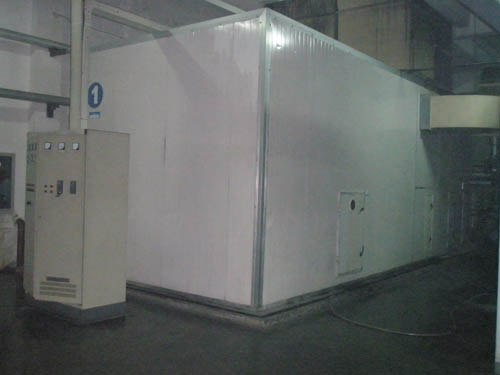 ����(y��ng)���w���z��(c��)���L(f��ng)���{(di��o)�C�M