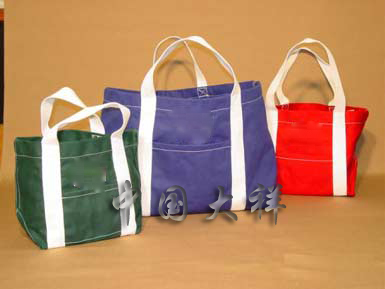 ���e������