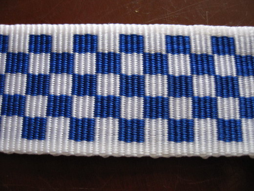 ���]����