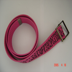 ���]����