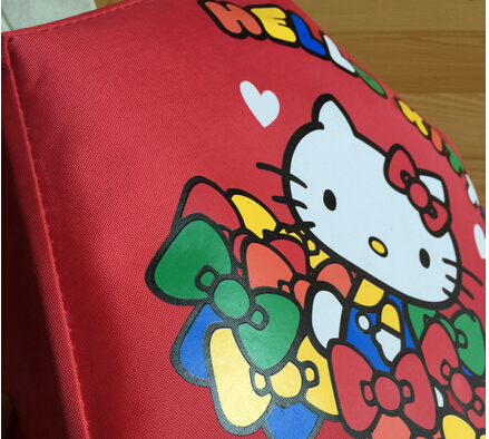 �o�����ռ{�� 