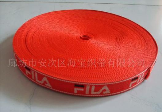 ���]����