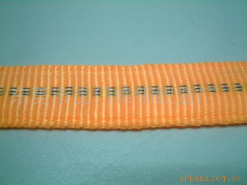 ���]����