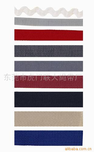 ���]����