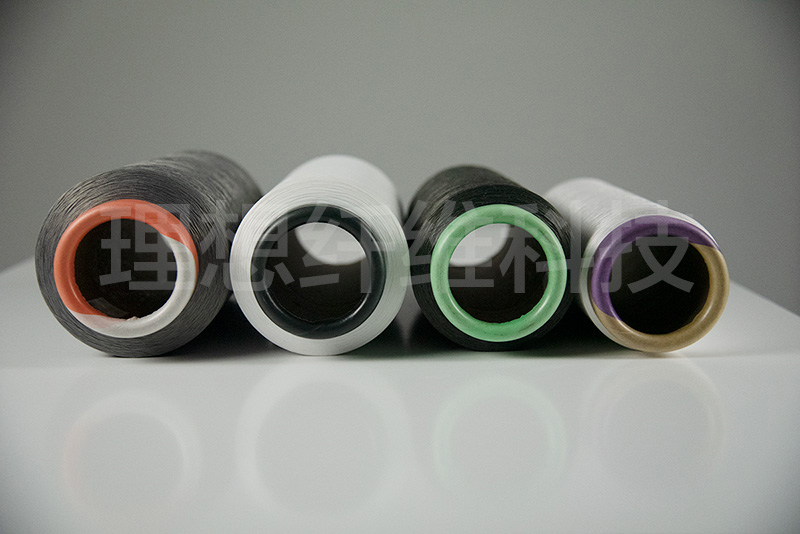 �������]���z