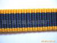 ���]����