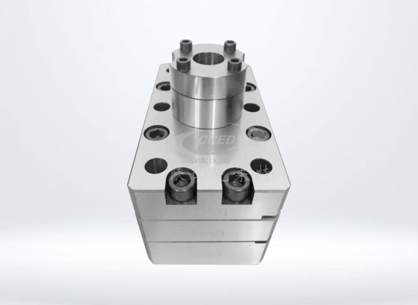 ���zӋ����-����]�����]���\�]�L�z