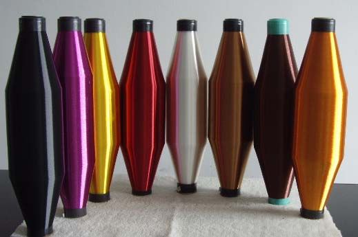 ��ɫ���]�νz