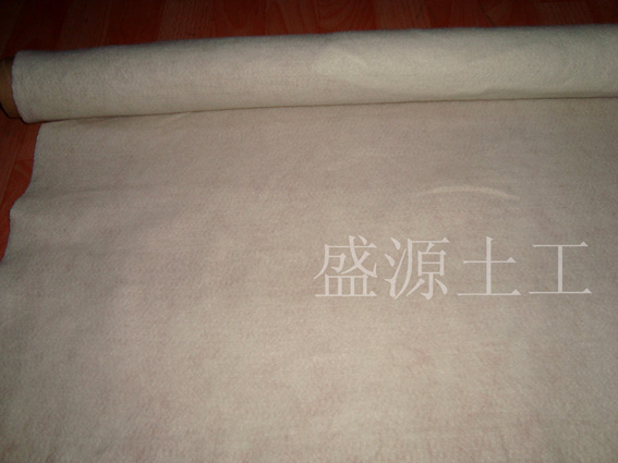 ˮ�����̷��B�����BHDPE����Ĥ����(y��ng)