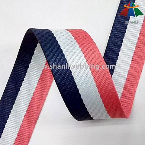 ��]������� �gɫ����