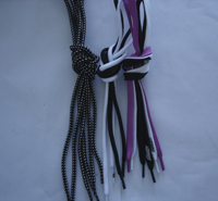 ���]����