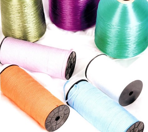 ��ɫ���]�z