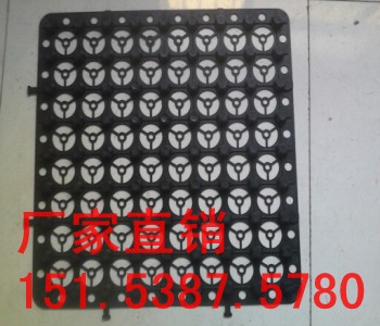 �Ϸʵ���܇(ch��)��(k��)��ˮ�壬�Ϸ���픾G���Vˮ��