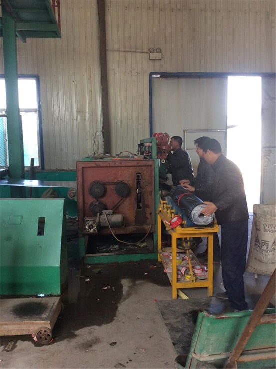 �ܿh�L(zh��ng)�ڹ���(y��ng)�����SBS��ˮ����