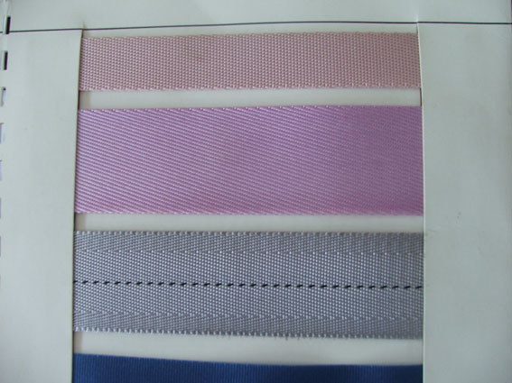 ���]����