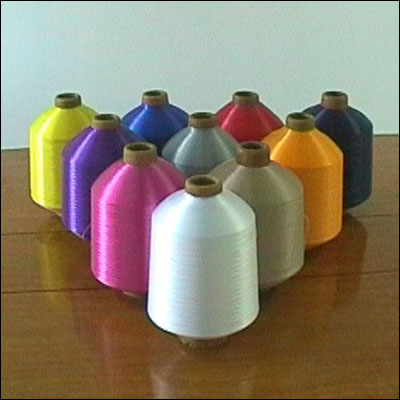 ��ɫ���]�z