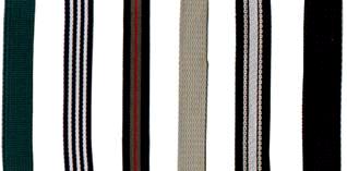 ���]����