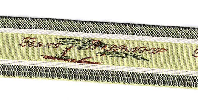 ���]����