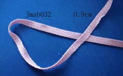 ���]����